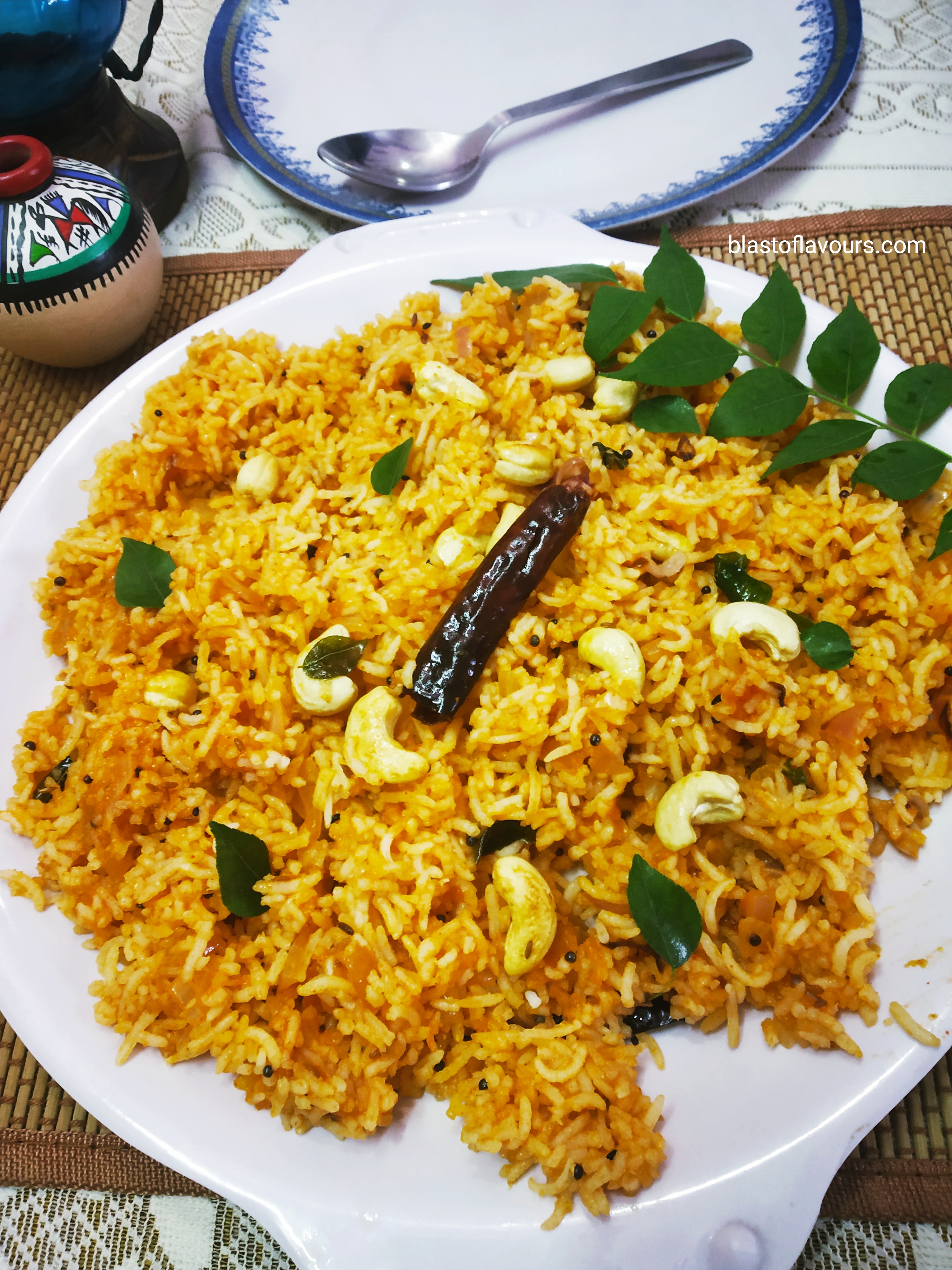 TOMATO RICE/HOW TO MAKE SOUTH INDIAN STYLE TOMATO RICE | Blast Of Flavours